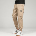 Herren Harlan Cropped Hose Vorderansicht im Loose Fit Stil